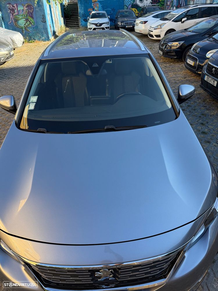 Peugeot 5008 1.5 BlueHDi Allure EAT8 - 17