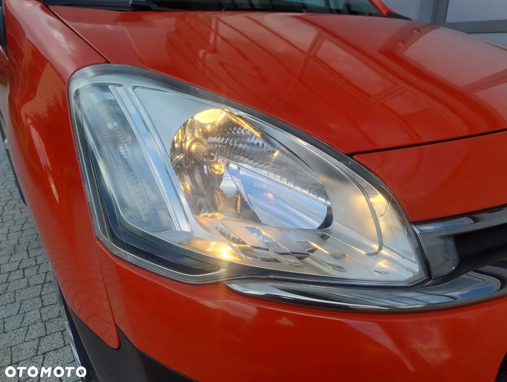 Citroën BERLINGO PO LIFT 1.6 HDI (90KM) 5-BIEGÓW LONG (L2H1) KLIMA STAN IDEALNY SUPER OPCJA 100% BEZWYPADKOWY SERWIS KM NIE MA RDZY ! ! ! - 26