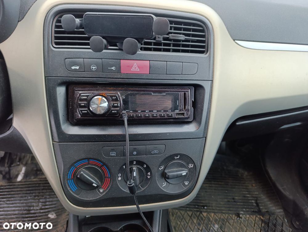 Fiat Grande Punto 1.4 8V Emotion - 7