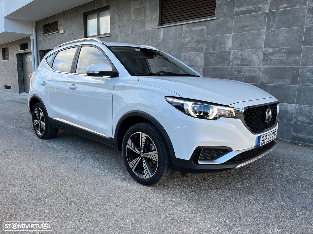 MG ZS EV 44.5 kWh Luxury - 1
