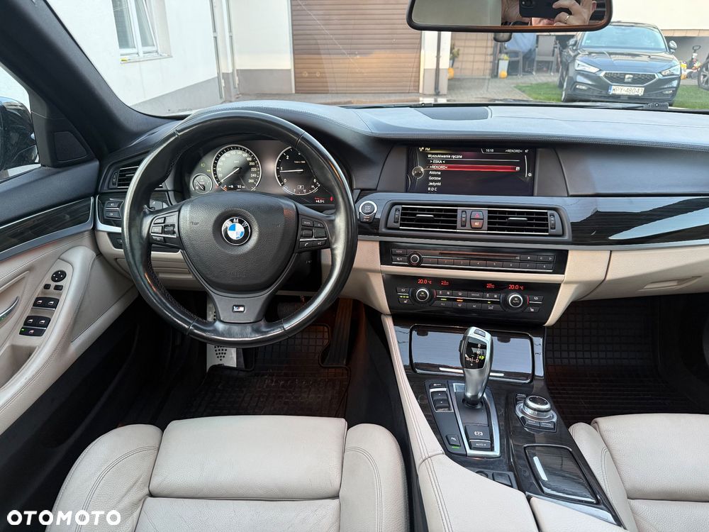 BMW Seria 5 525d Sport-Aut - 20