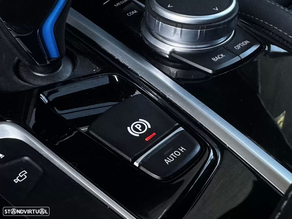 BMW iX3 Impressive - 31