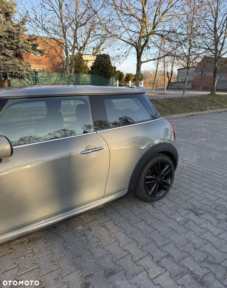 MINI ONE Standard - 3