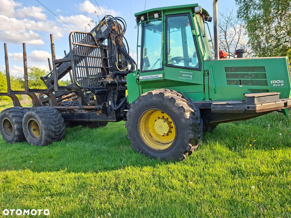 John Deere 1110D - 10