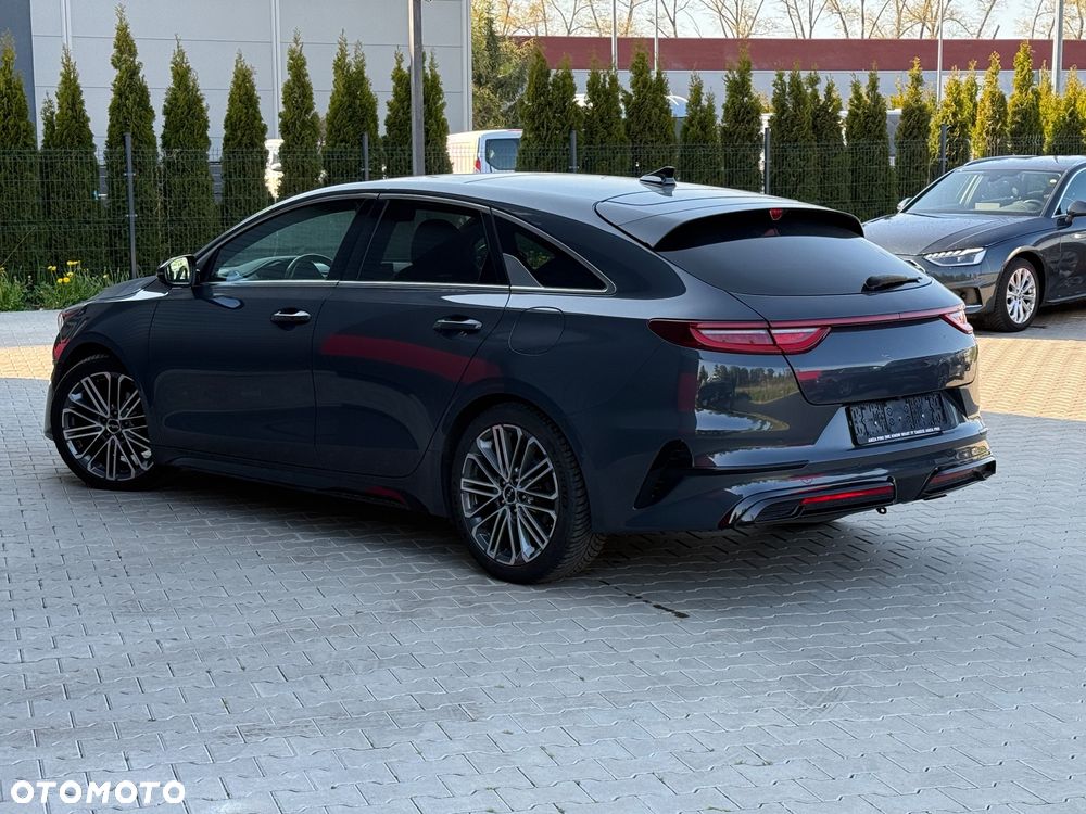 Kia ProCeed 1.5 T-GDI DCT7 OPF GT LINE - 11