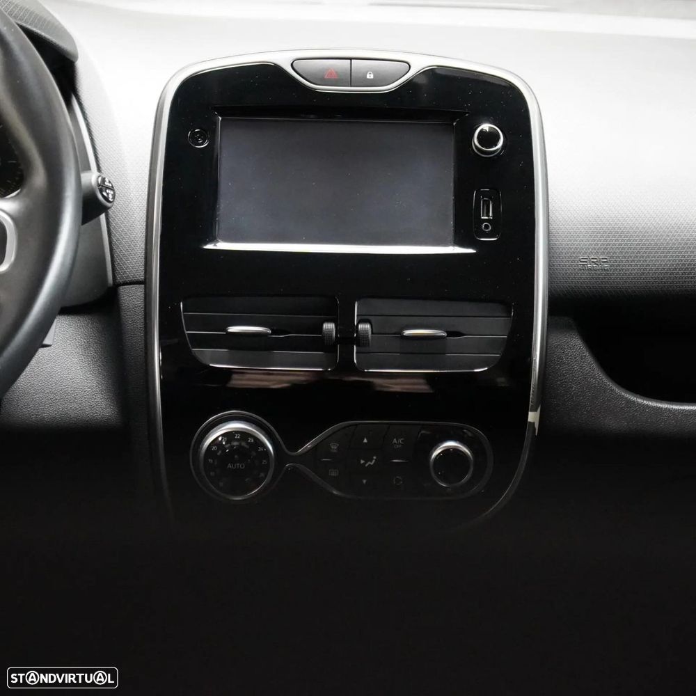 Renault Clio TCe 90 Dynamique - 24