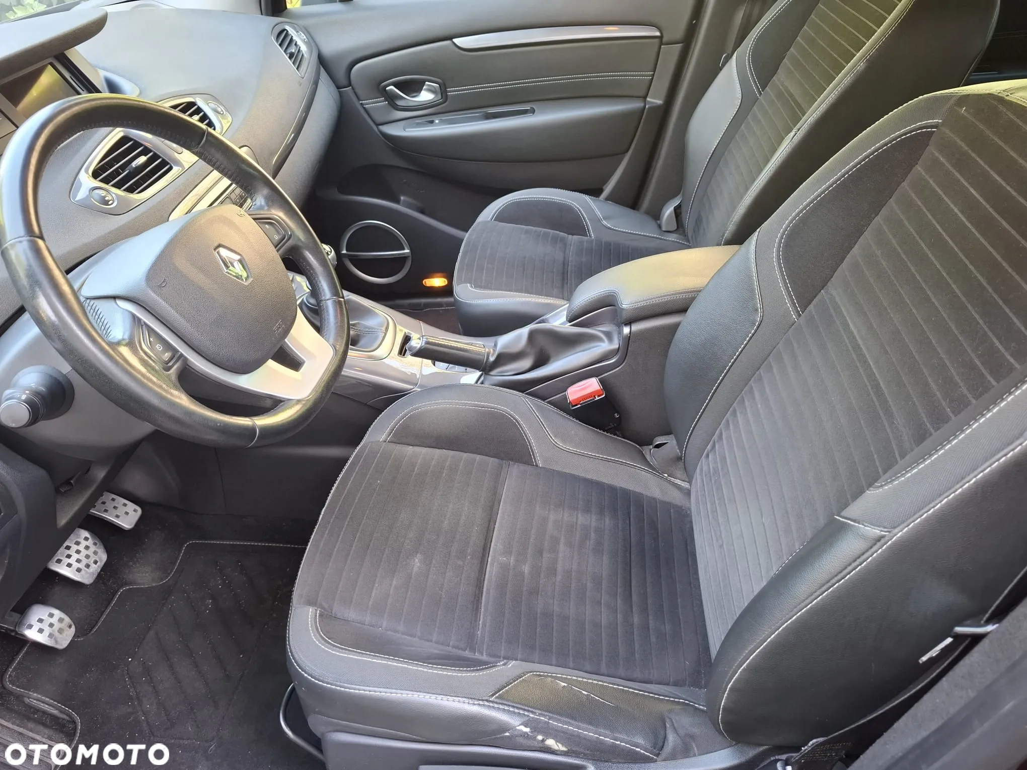 Renault Scenic 1.2 TCe Energy Bose Edition - 5