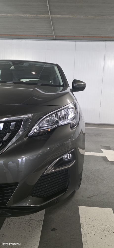 Peugeot 3008 1.2 PureTech Active Pack - 21