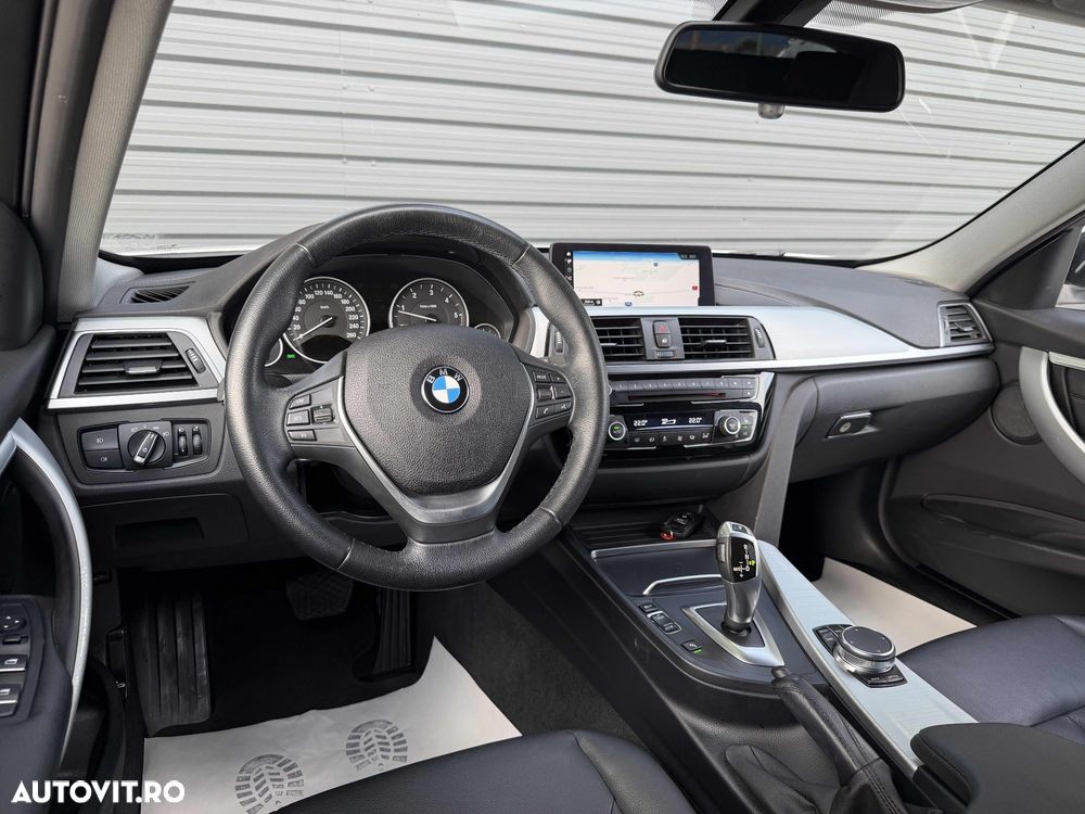 BMW Seria 3 318d Aut. Luxury Line - 11