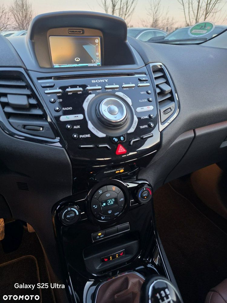 Ford Fiesta 1.6 TDCi Titanium - 34