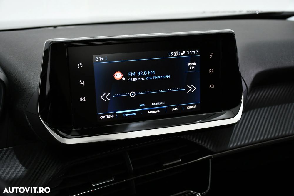 Peugeot 2008 1.2 L PureTech STT EAT8 Allure - 25