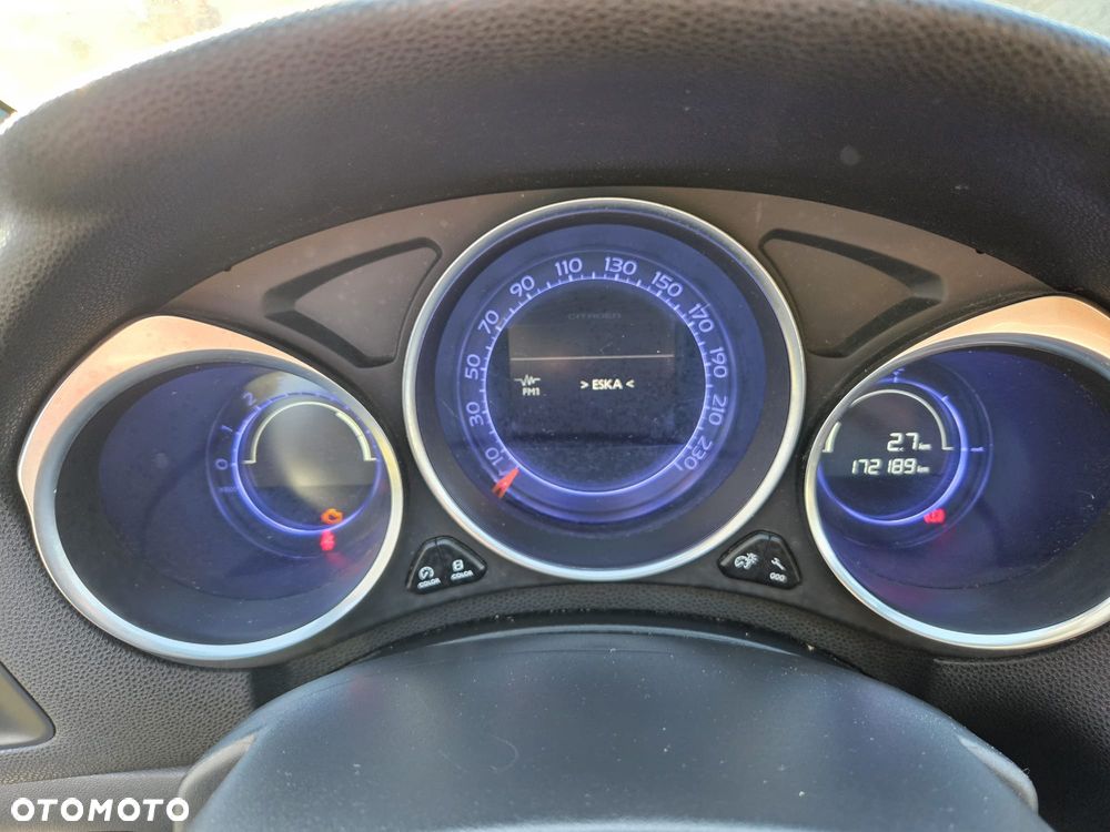 Citroën DS4 e-HDi 110 SoChic - 32