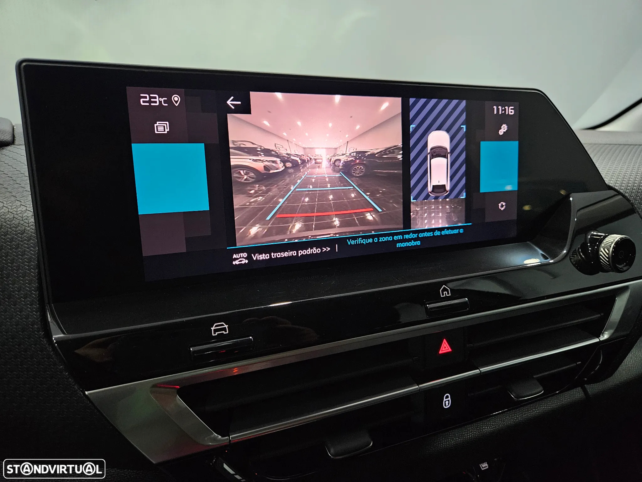 Citroën C4 BlueHDi 130 Stop&Start EAT8 SHINE - 26