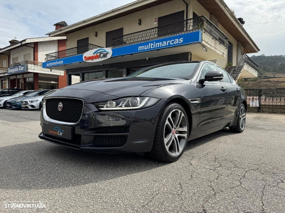 Jaguar XE 2.0 D R-Sport Aut. - 1
