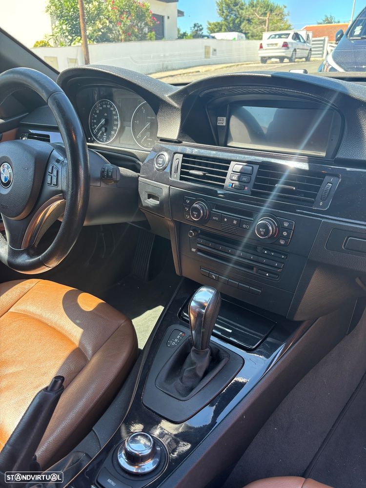 BMW 320 d Cabrio Auto — fotografia 8