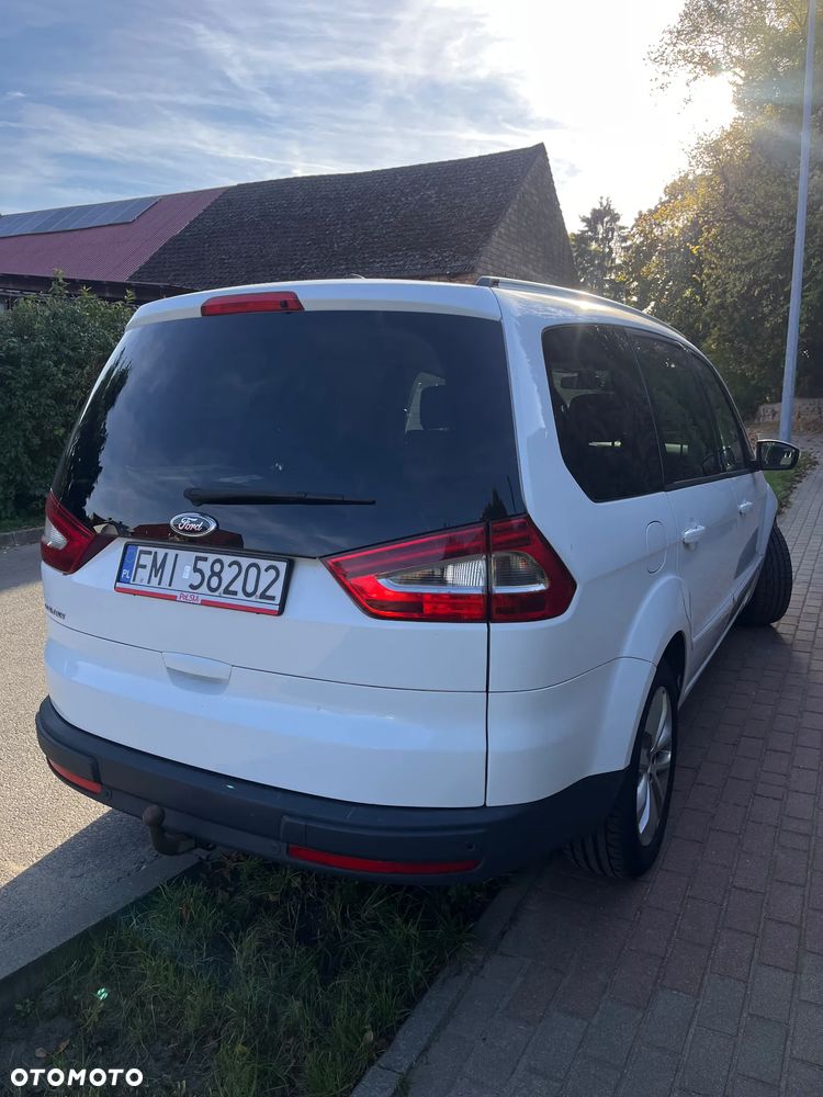 Ford Galaxy - 18