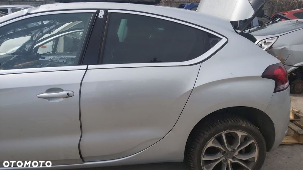 CITROEN DS4 ezrc drzwi lewy tył kompletne - 1