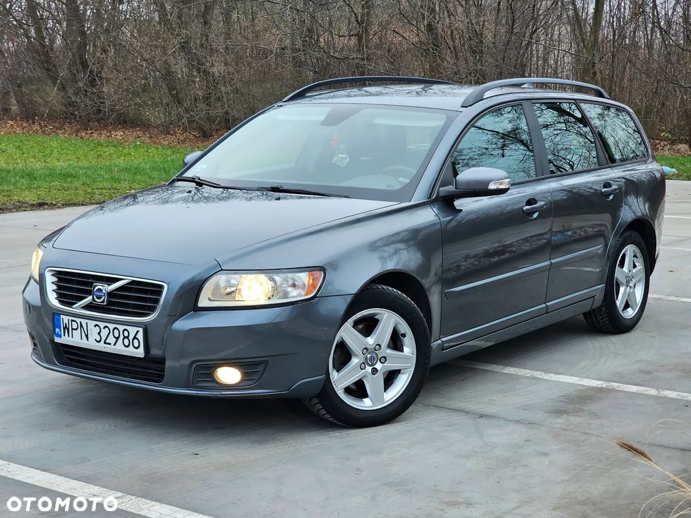 Volvo V50 2.0D Momentum - 1