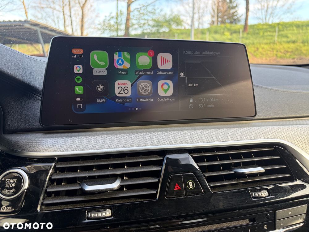 BMW Seria 5 M550i xDrive sport - 21