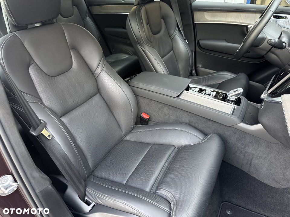 Volvo XC 90 - 27