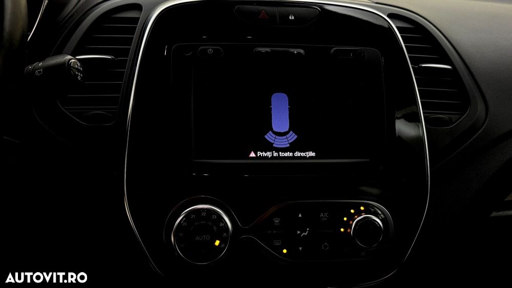 Renault Captur - 16