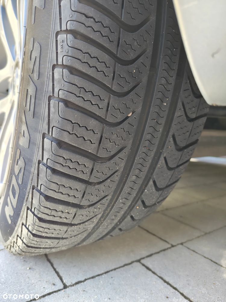 BMW Seria 3 320i - 19