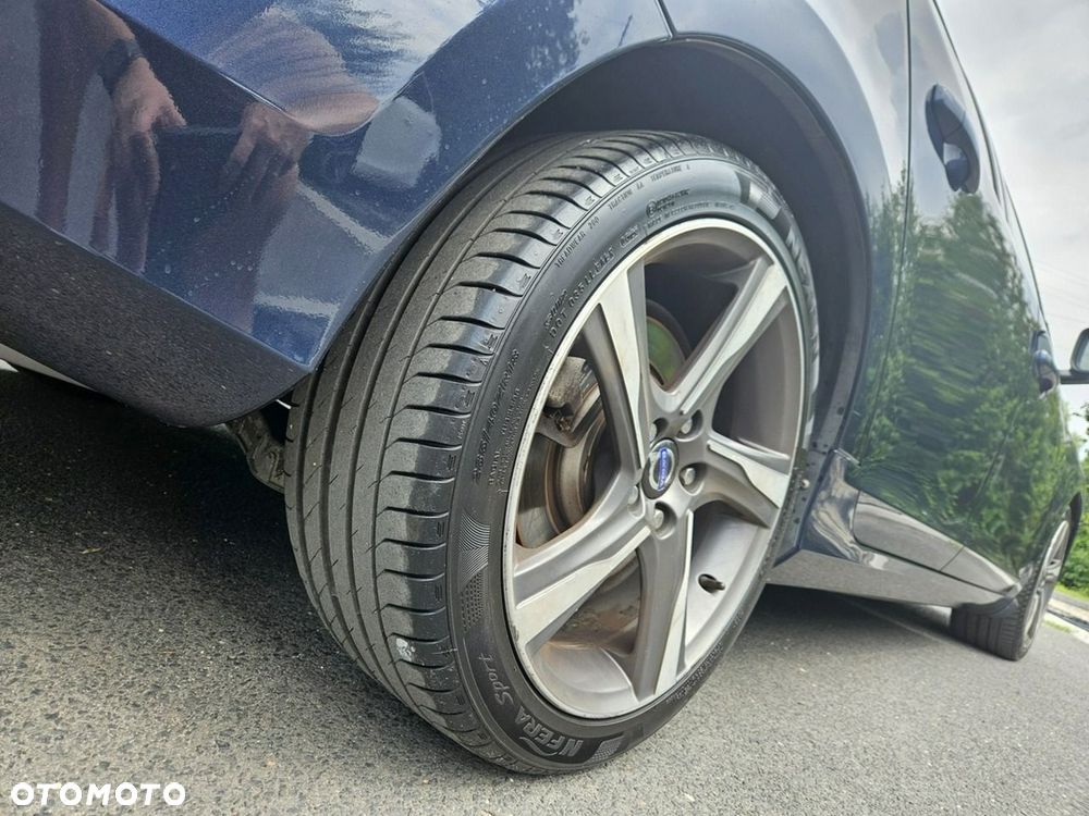 Volvo S60 D2 R-Design Momentum - 24