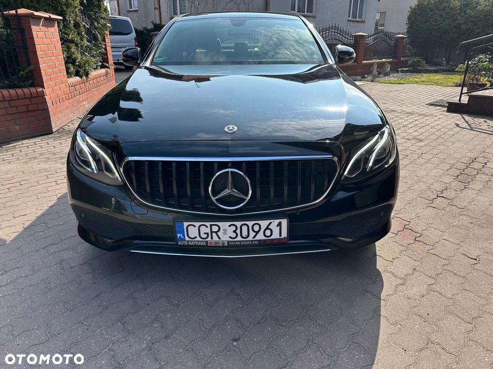 Mercedes-Benz Klasa E - 1