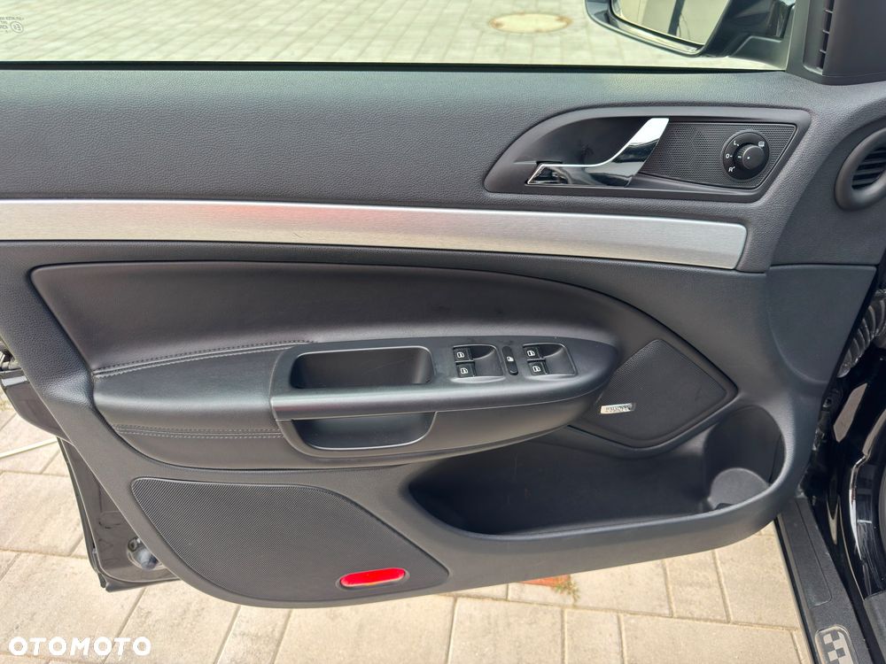 Skoda Octavia 2.0 TDI DPF RS - 18