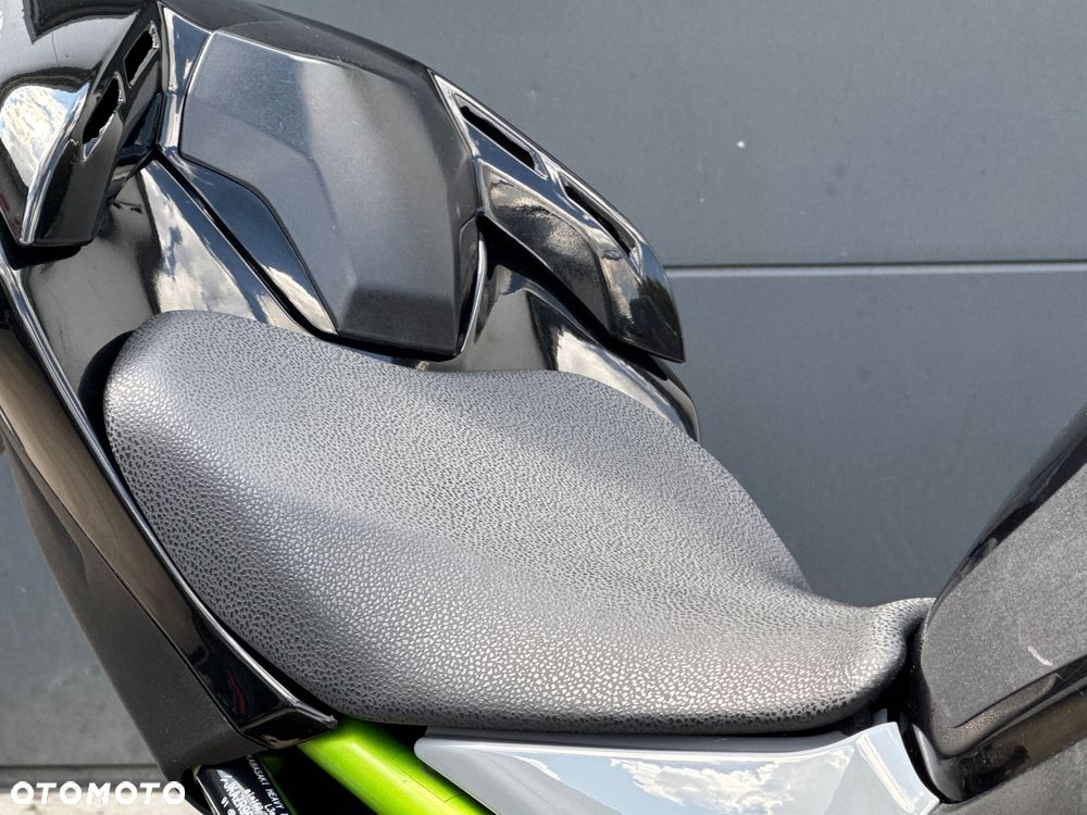 Kawasaki Z 900 - 11
