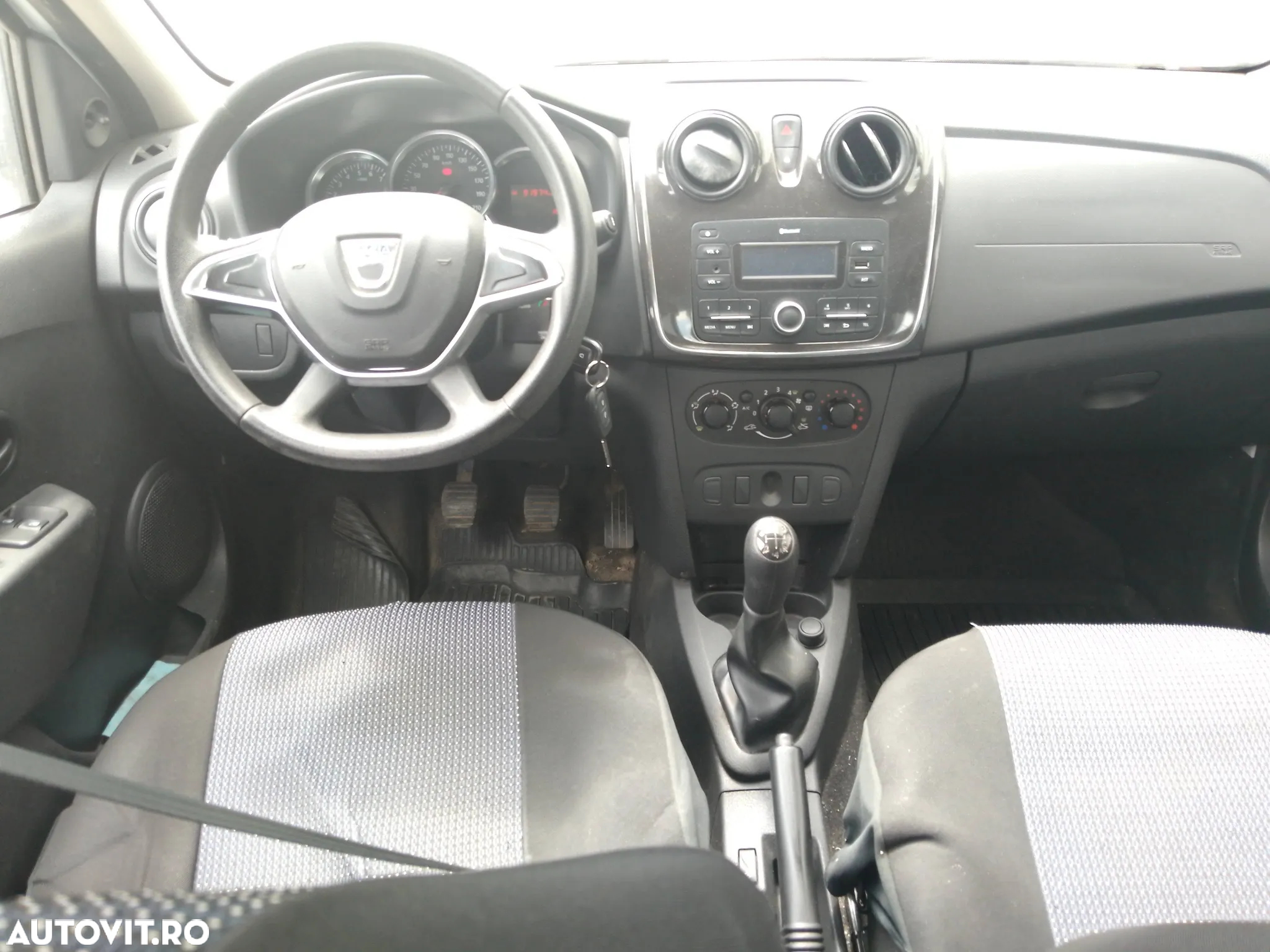 Dacia Logan - 10