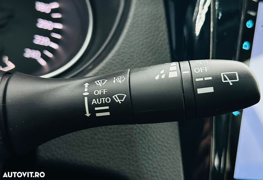 Nissan Qashqai 1.2 DIG-T N-Vision - 26