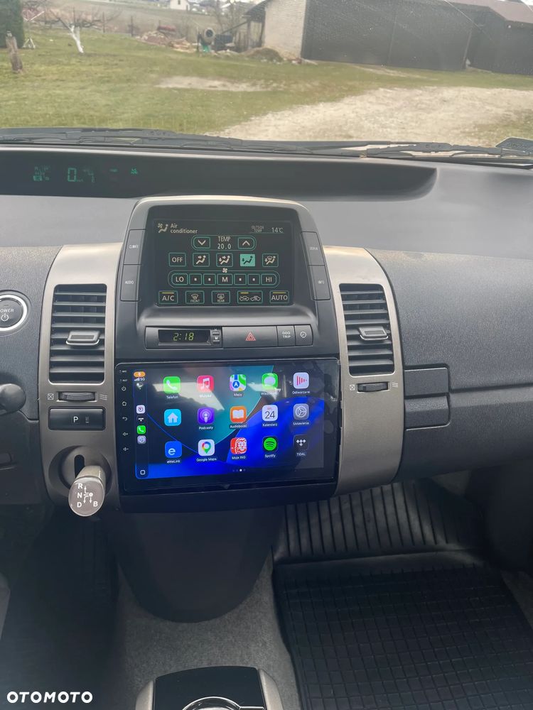 Toyota Prius 1.5 VVT-i Sol - 11