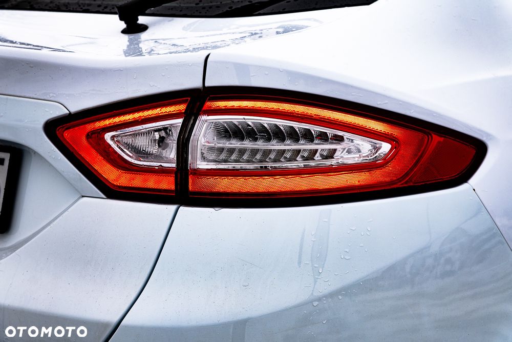 Ford Mondeo 2.0 TDCi Titanium PowerShift - 34