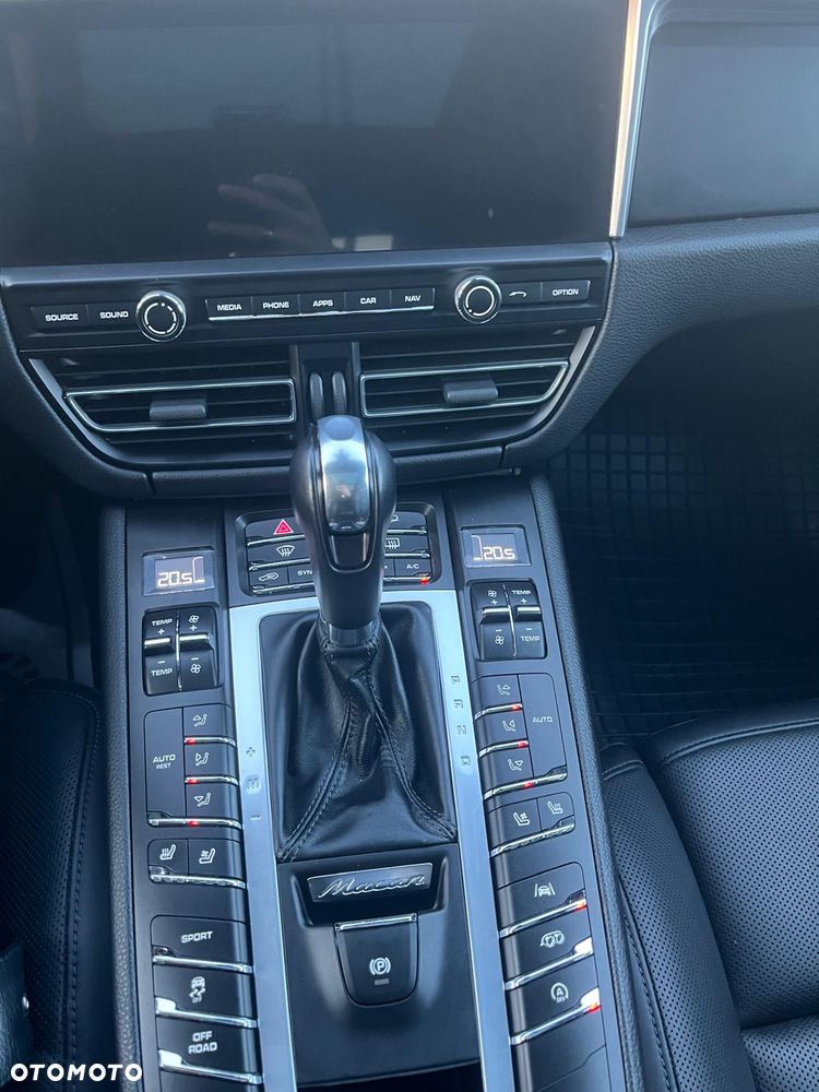 Porsche Macan Standard - 13