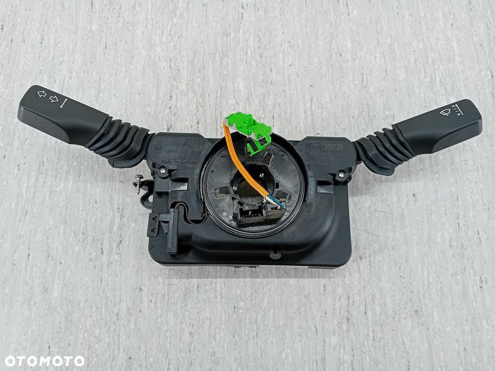 PRZEŁĄCZNIK ZESPOLONY OPEL ASTRA H 13184057GN 203728 1.4 16V - 1