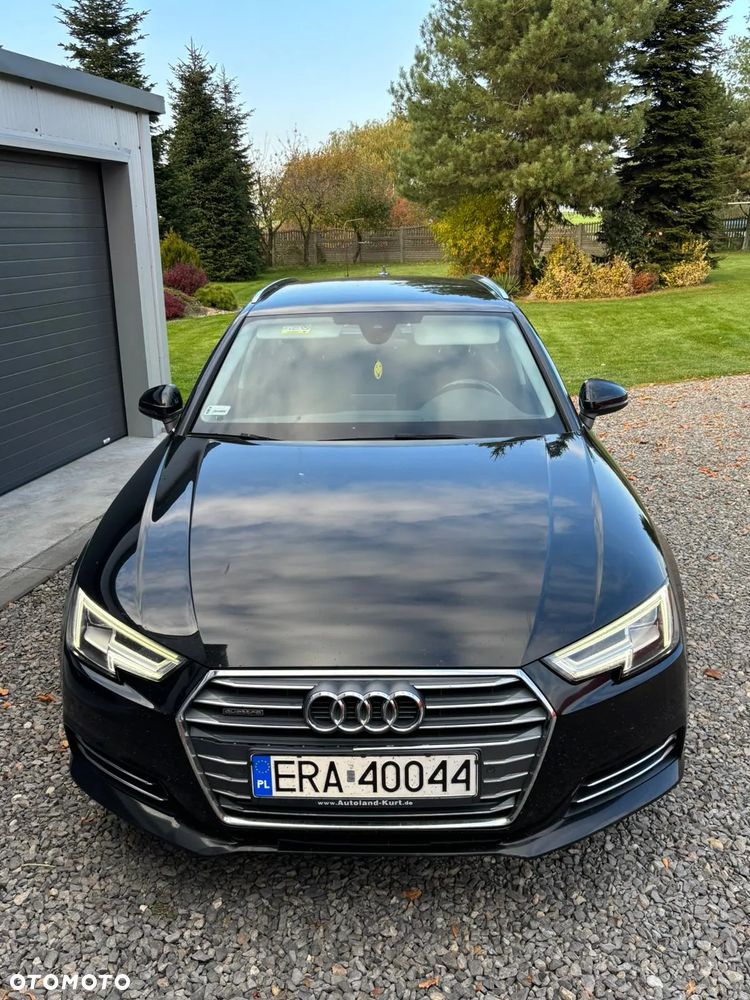 Audi A4 - 4