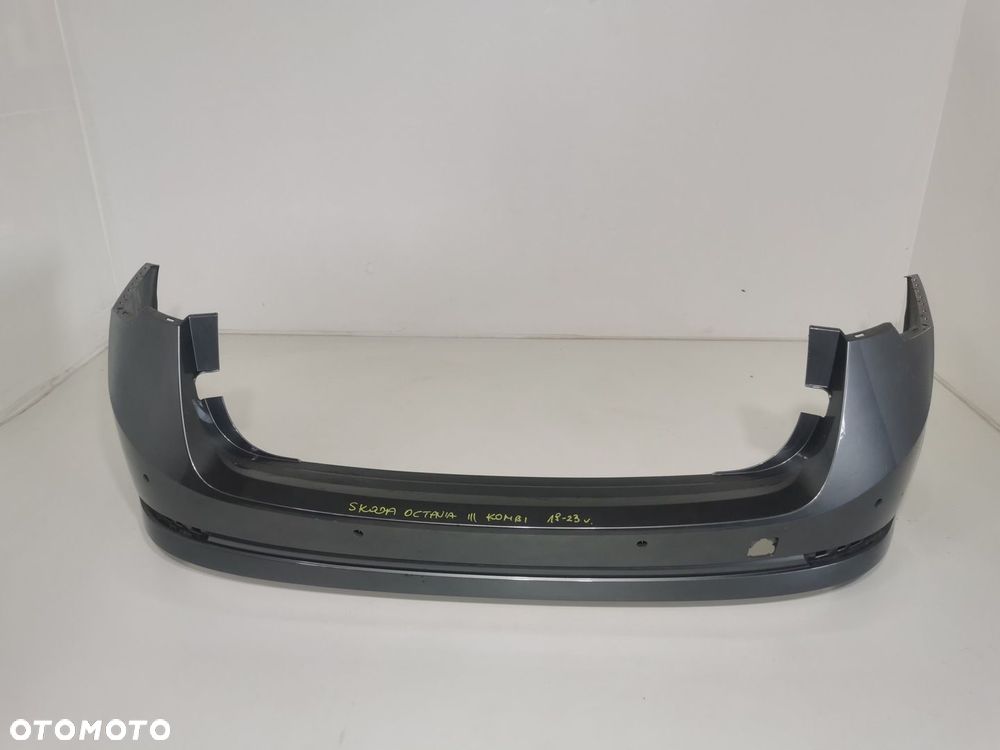 ZDERZAK TYLNY TYŁ SKODA OCTAVIA III KOMBI 12-18 - 2