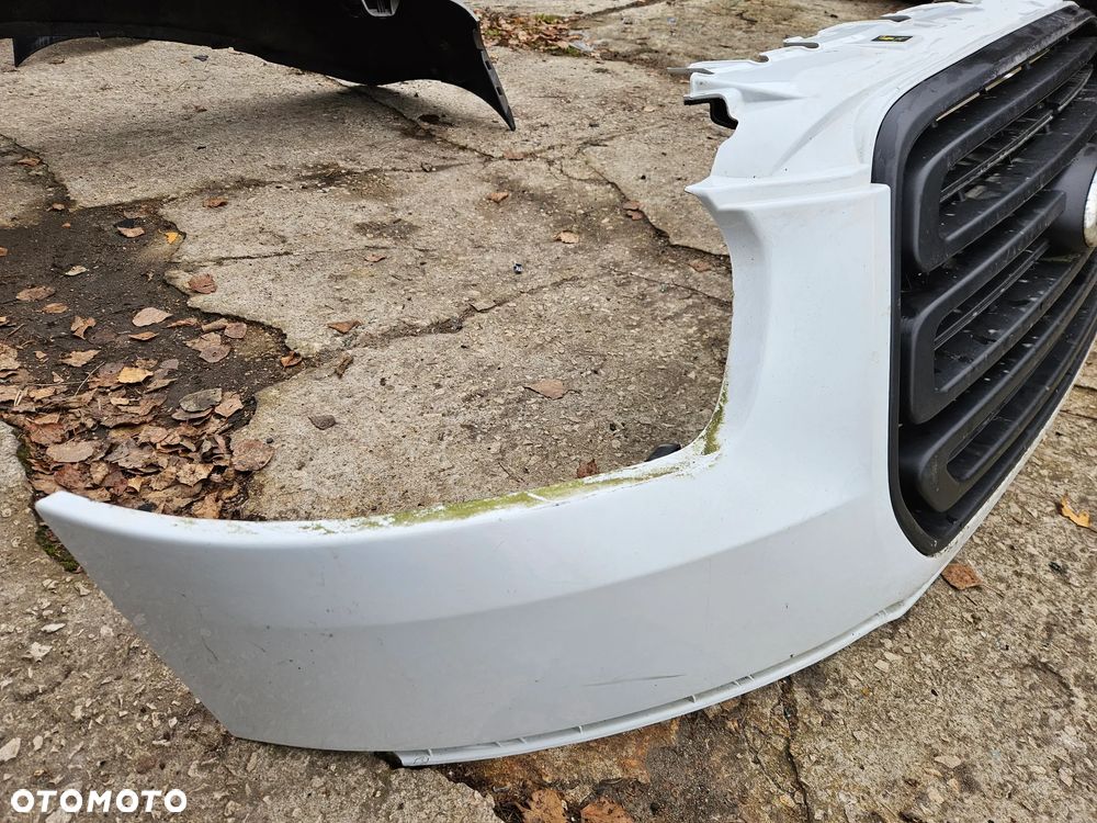 Ford Transit MK8 grill atrapa 2015 - 4