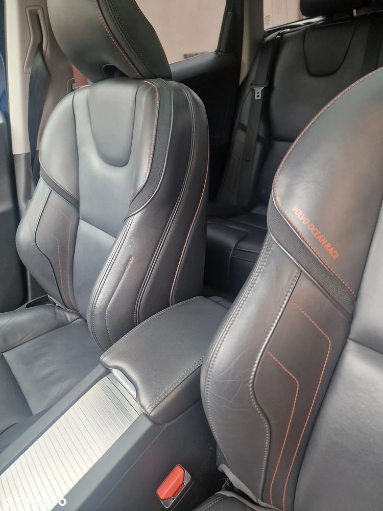 Volvo XC 60 - 38