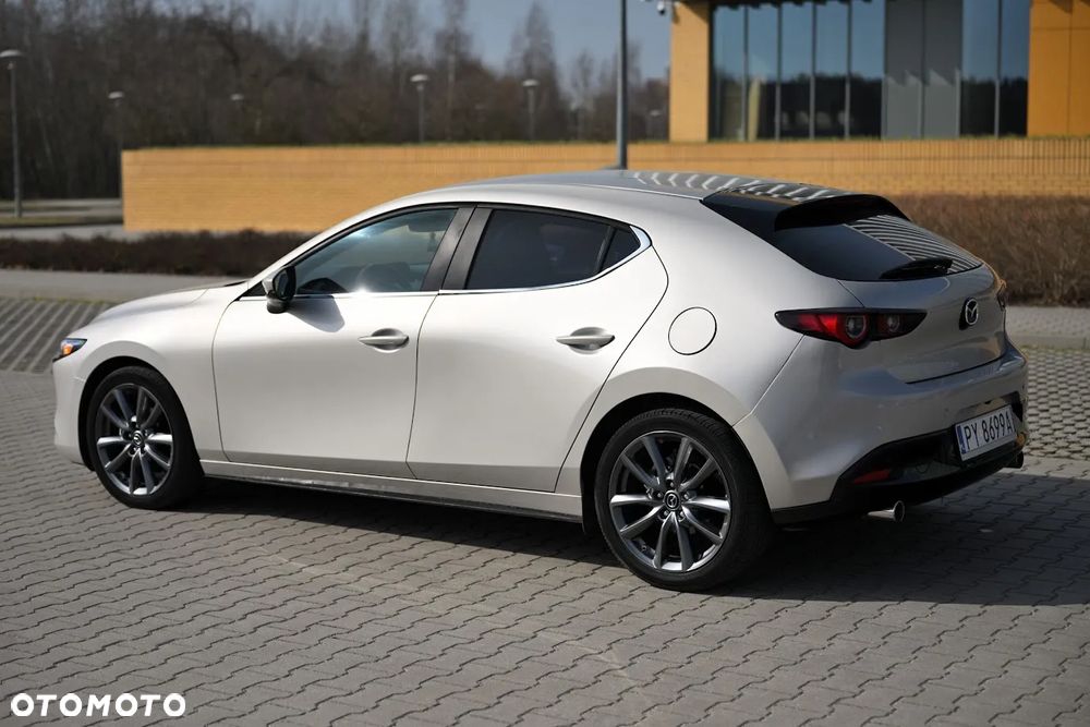 Mazda 3 - 5