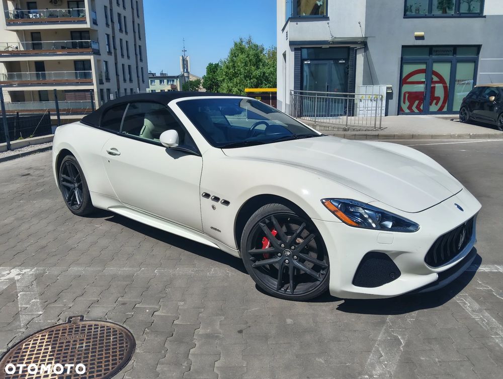 Maserati GranTurismo S - 4