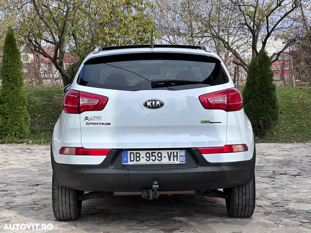 Kia Sportage ver-1-7-crdi-2wd-vision - 3