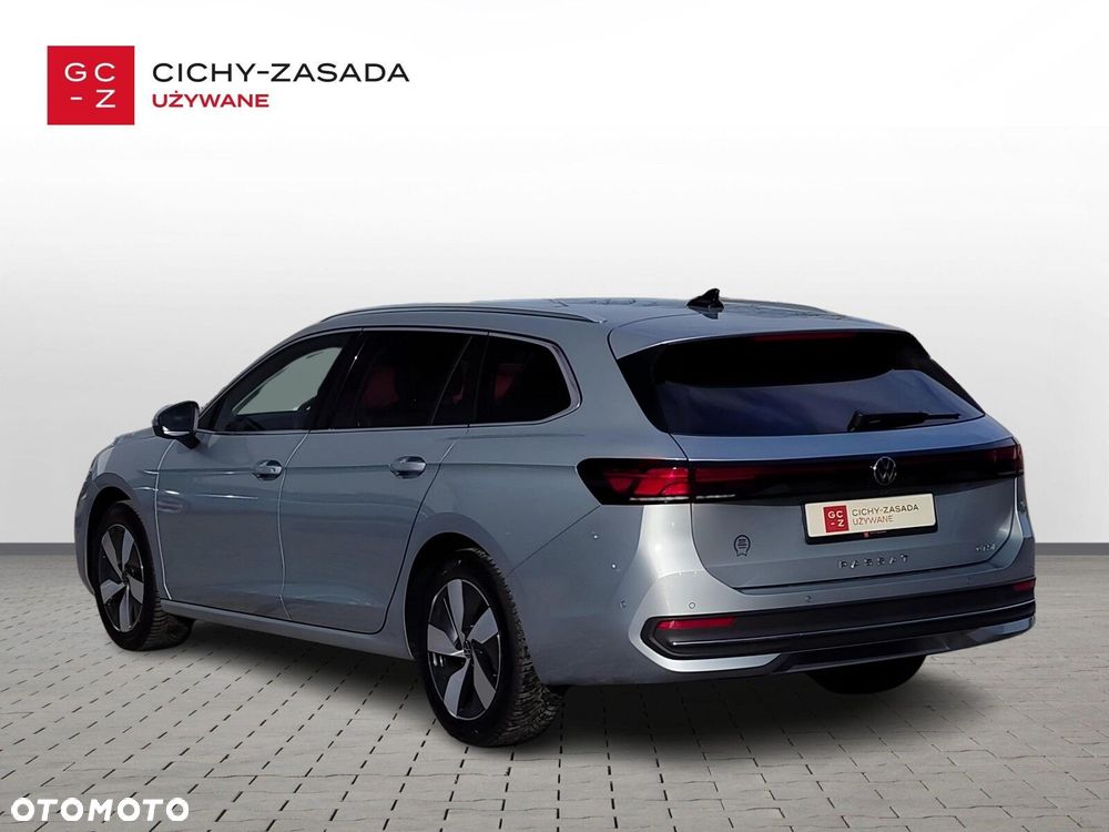 Volkswagen Passat - 3