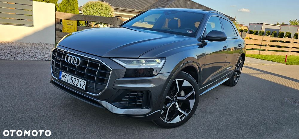 Audi Q8 55 TFSI quattro tiptronic - 1