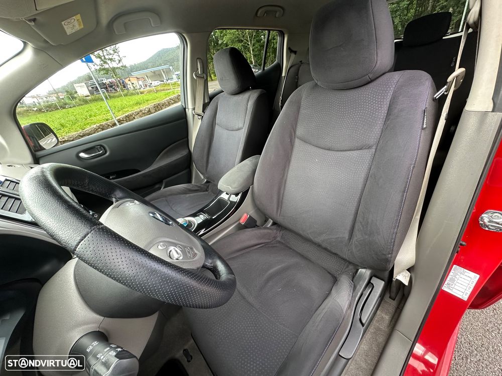 Nissan Leaf 30 kWh (s/ Bateria) Acenta - 18