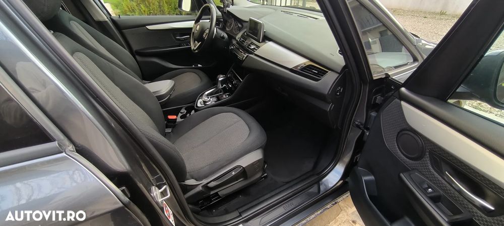 BMW Seria 2 218d Aut. - 12