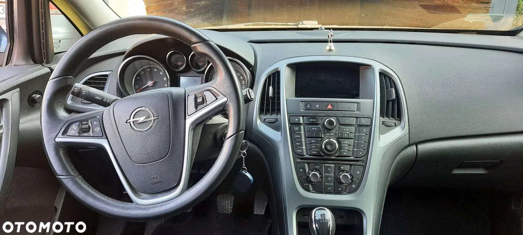Opel Astra IV 1.4 T Sport - 12