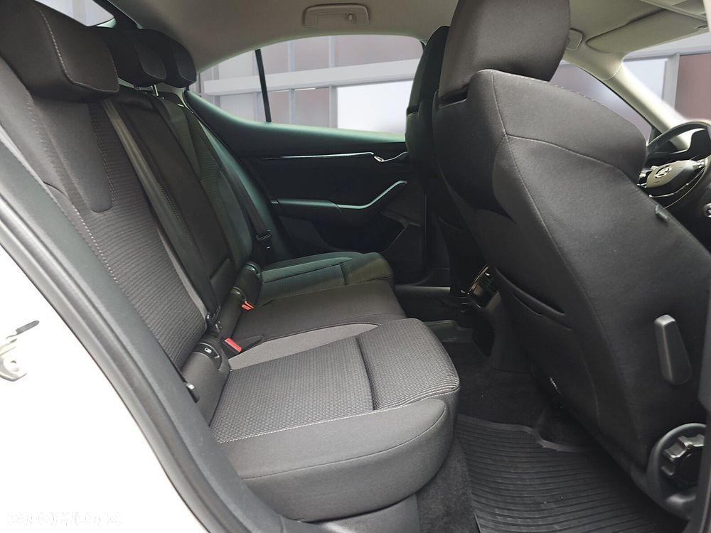 Skoda Octavia 2.0 TDI Ambition DSG - 12