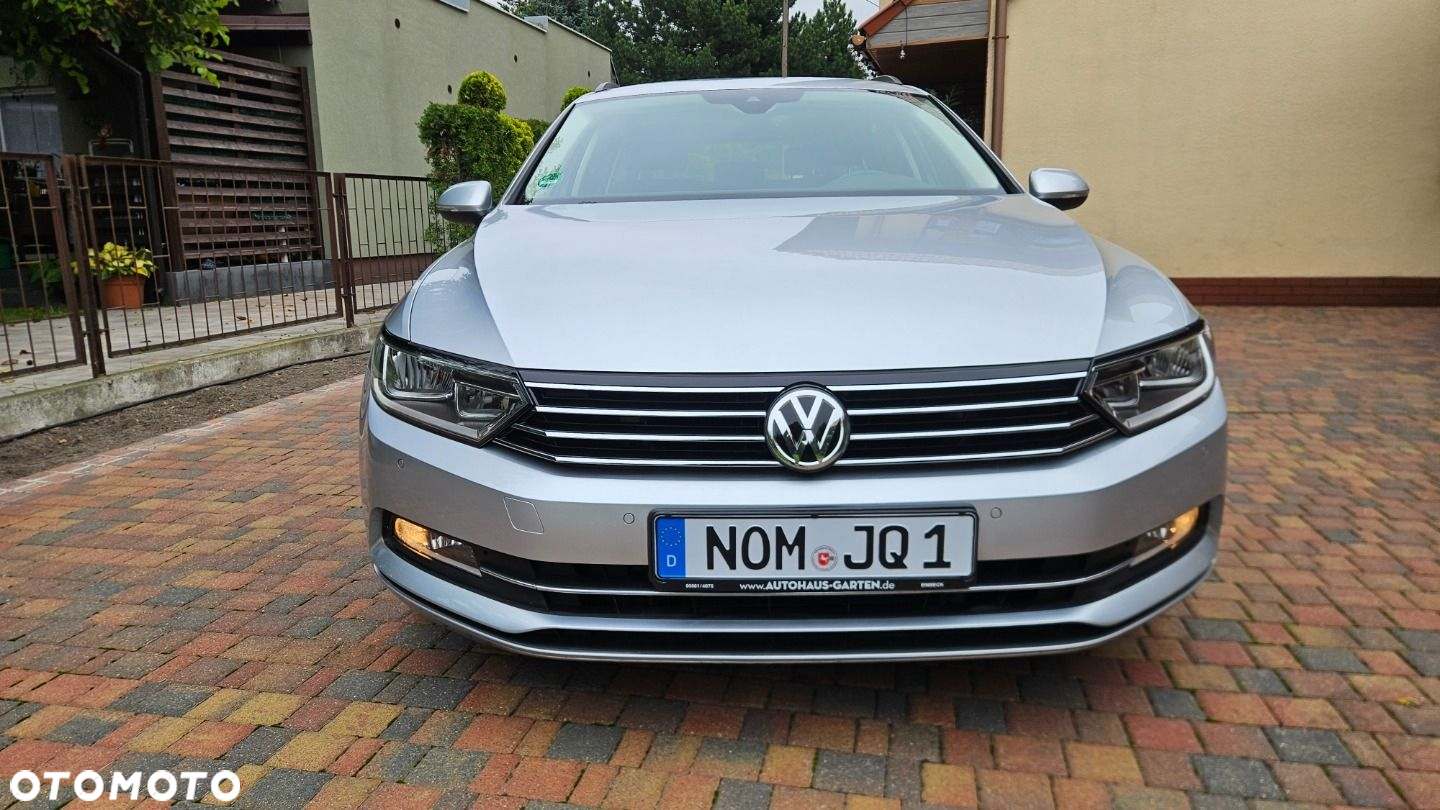 Volkswagen Passat Variant 2.0 TDI SCR DSG Elegance - 12